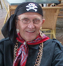 Jo Veenema
bariton
† 21-11-2023
